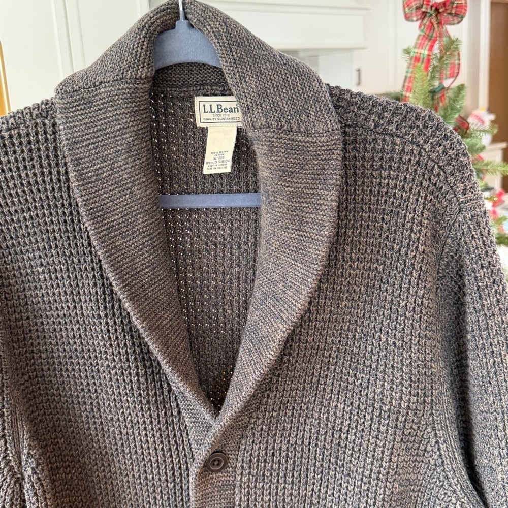 L.L. Bean Men's Charcoal Cardigan Sweater - Picture 6 of 7